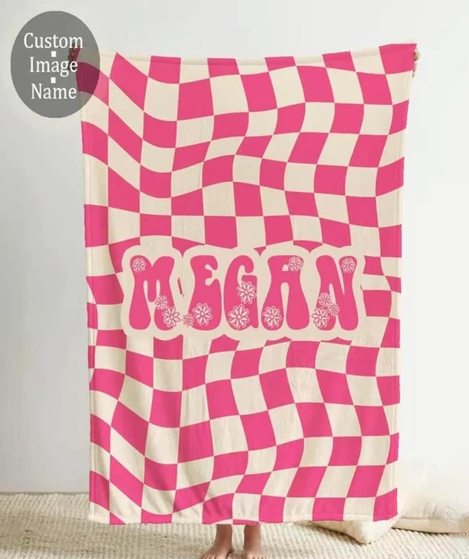 Custom name checkered blanket